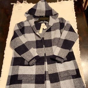 Cardigan in wool with hood